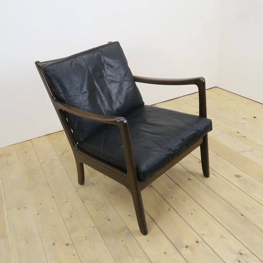 Scandinavian armchair in teak and leather, 1960s