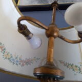 Antique style table lamp