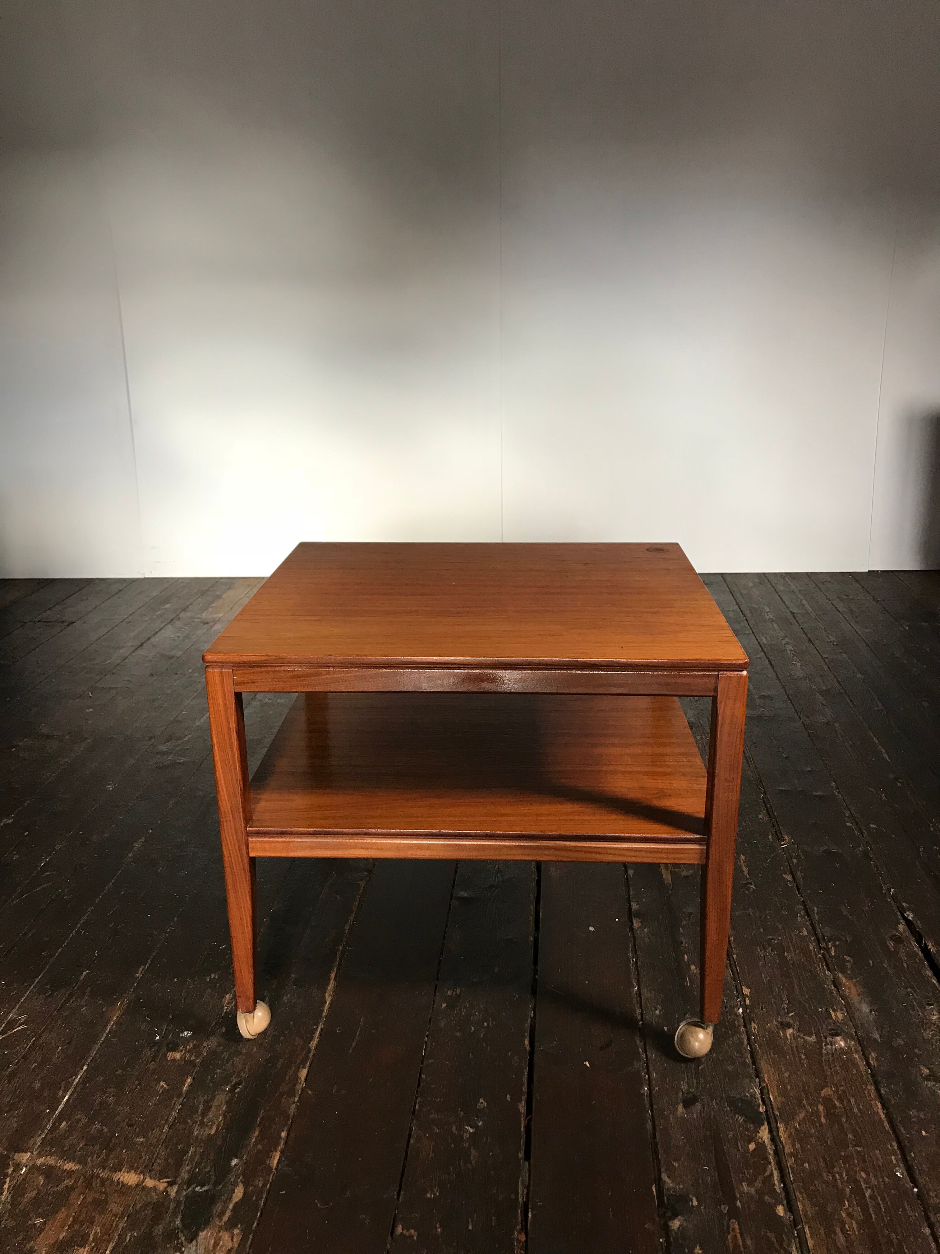 Scandinavian teak coffee 60