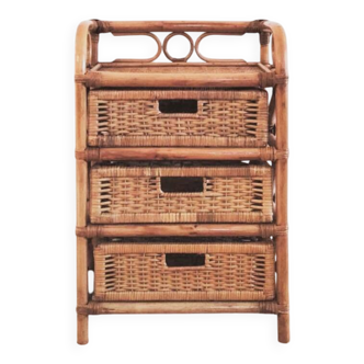 Small renovated vintage chest of drawers in rattan with 3 drawers.