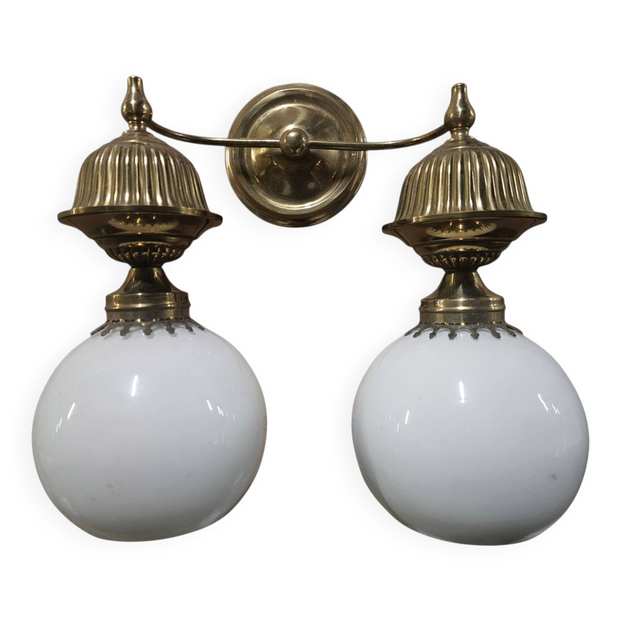 Antique double opaline wall light — Gilded brass — Belle Époque — 19th/20th century