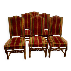 Chaises droites en tissu