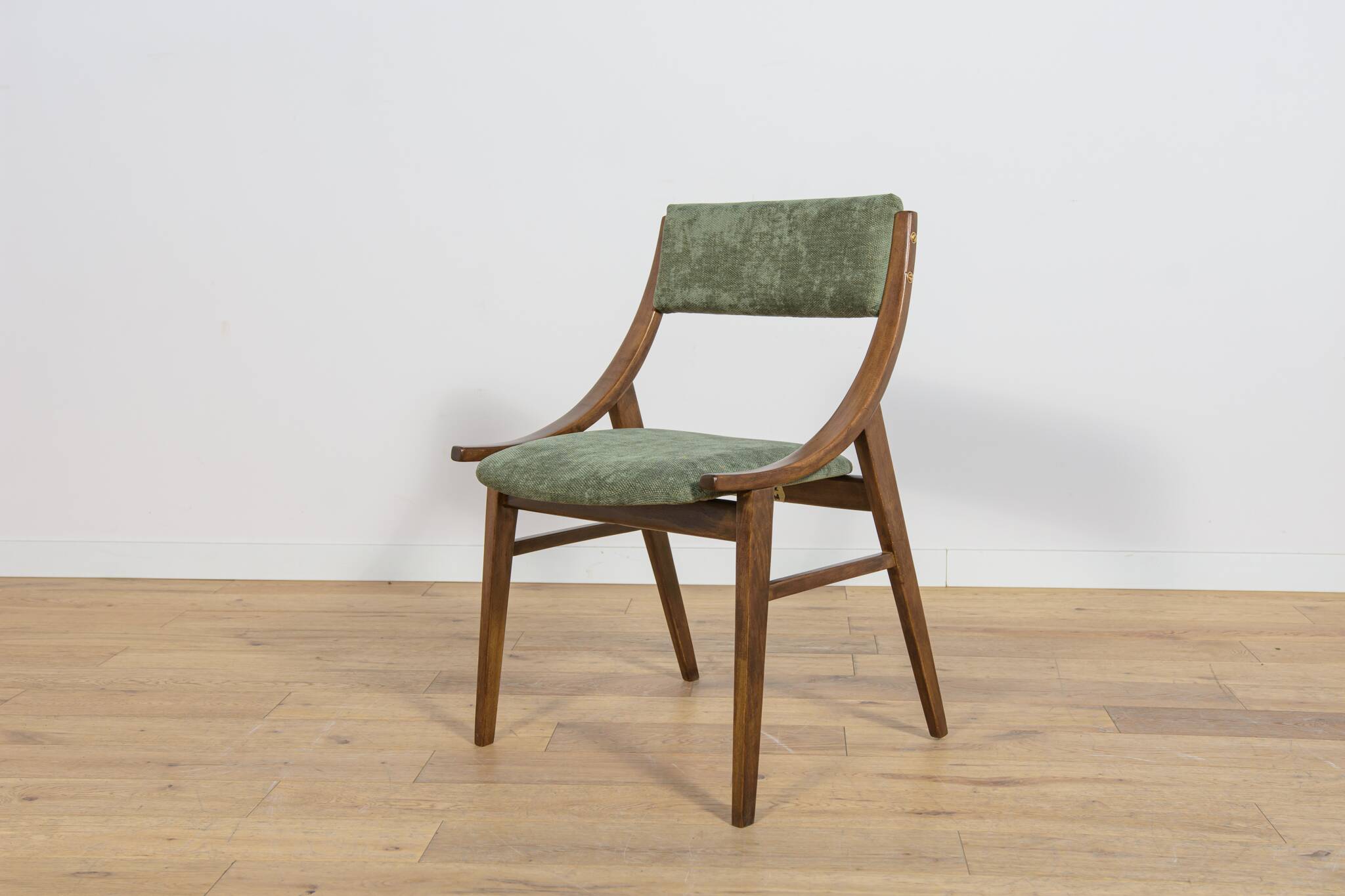 Ski Jumper Chairs by Juliusz Kędziorek for Zamojska Furniture Factory.