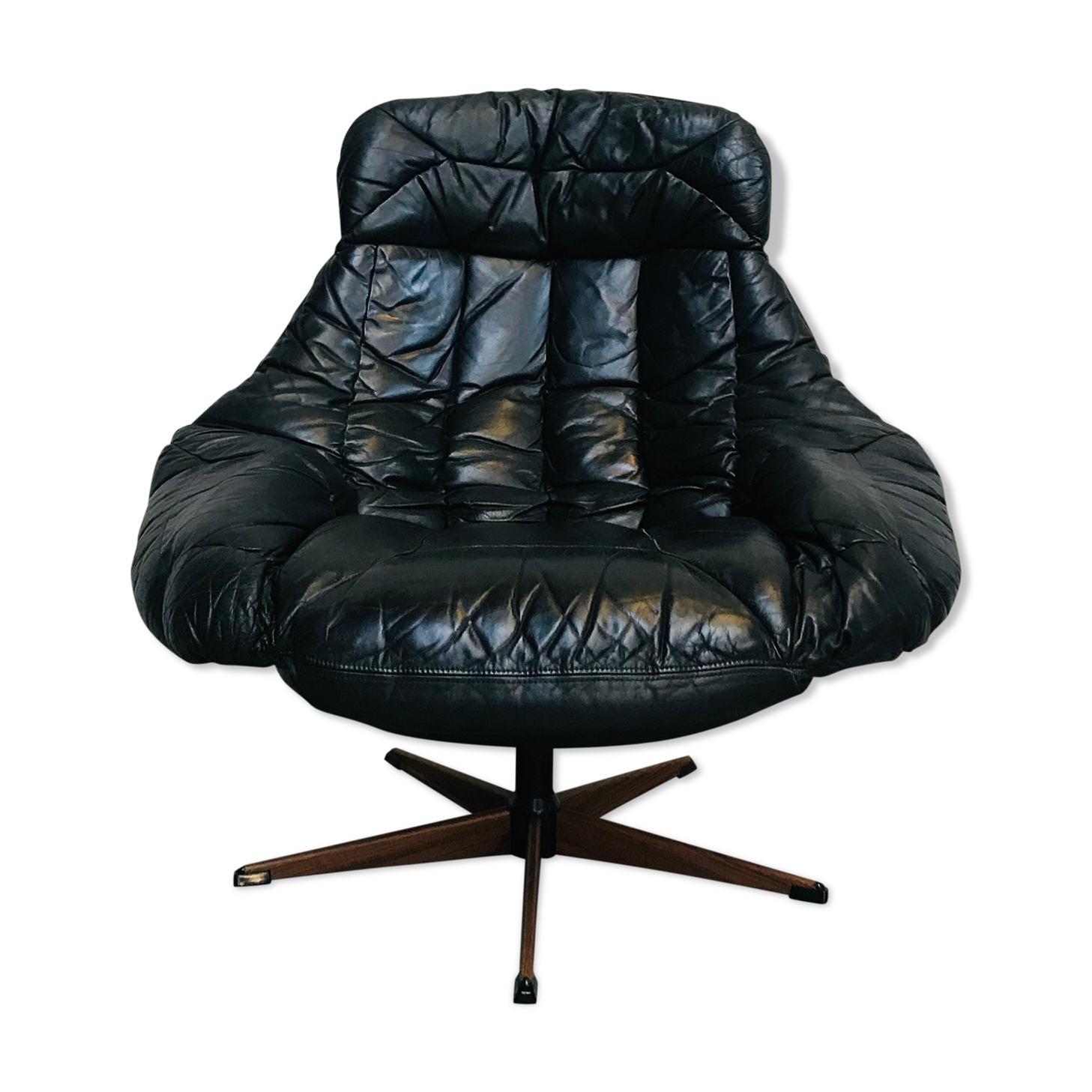 Vintage swivel lounge chair by HW Klein for Bramin, 1970s