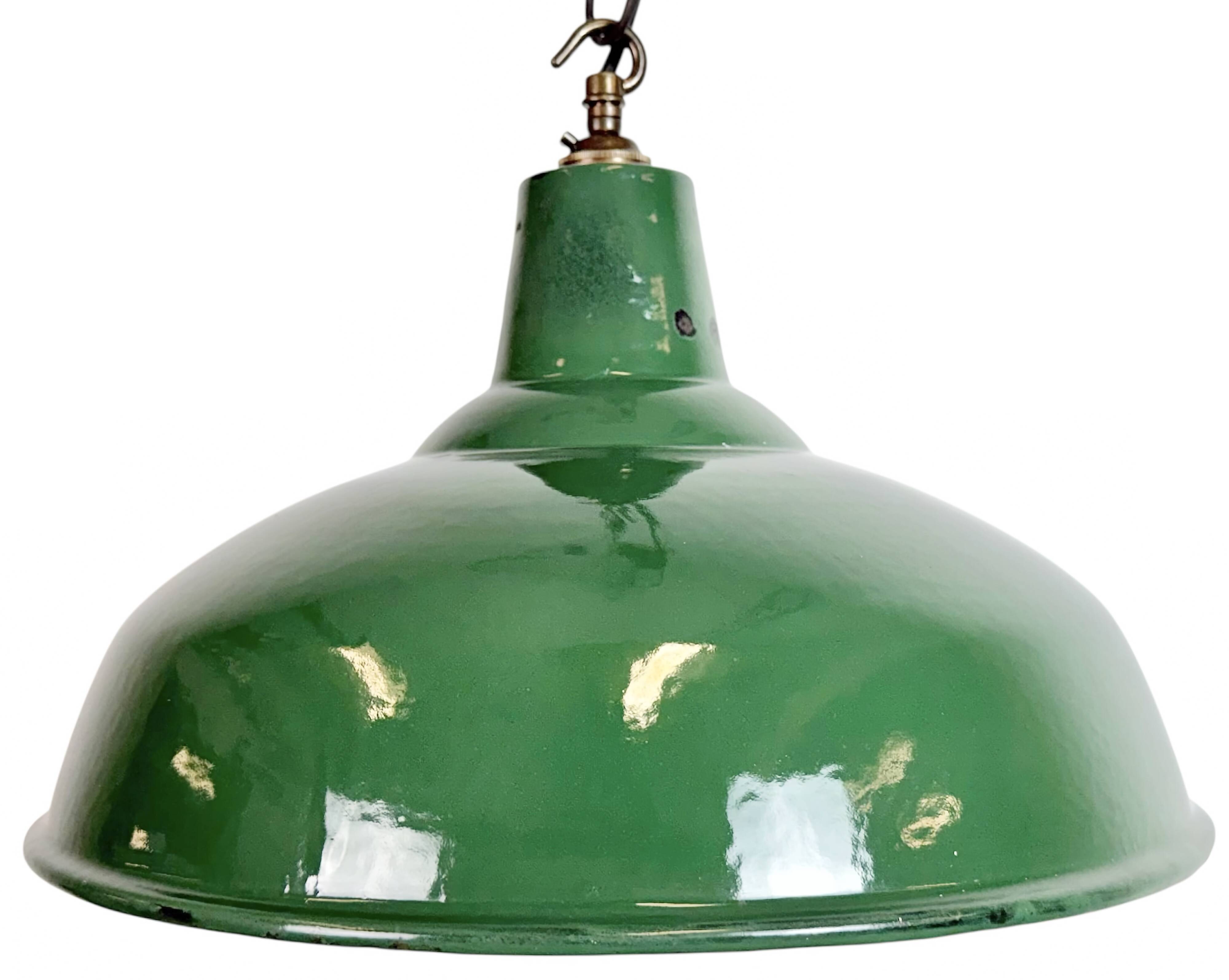 Industrial British Green Enamel Factory Pendant Lamp, 1960s