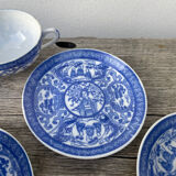 4 Japanese blue porcelain cups