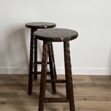 Duo de tabourets hauts ciselés brutalistes