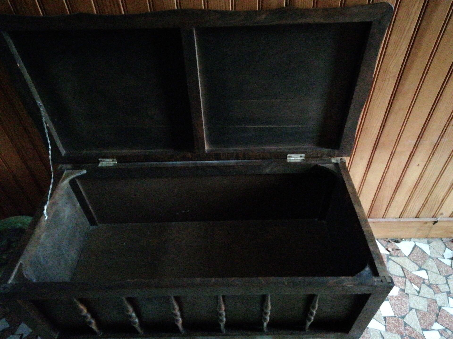 Vintage (toy) box