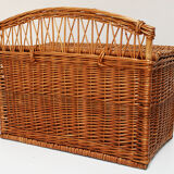 Trunk wicker vintage
