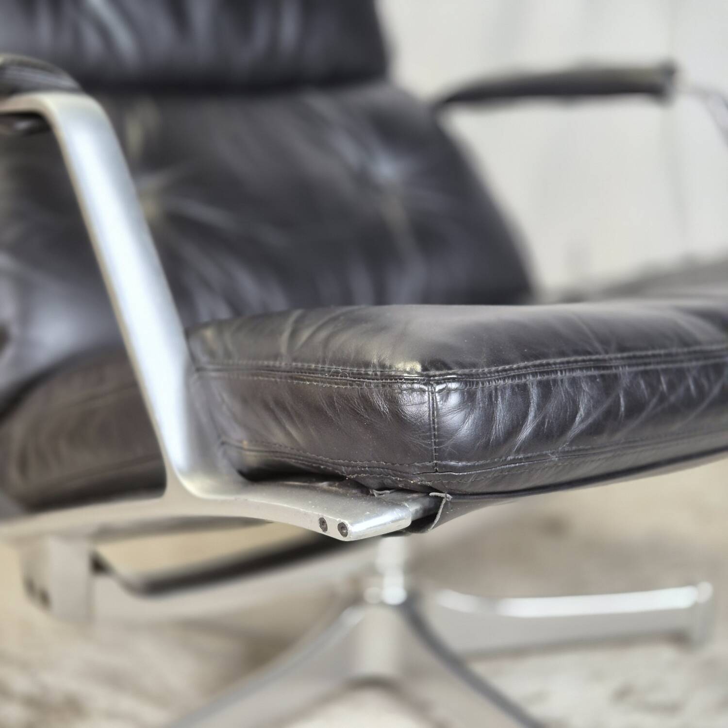 Fauteuil vintage FK85 de Jørgen Kastholm et Preben Fabricius
