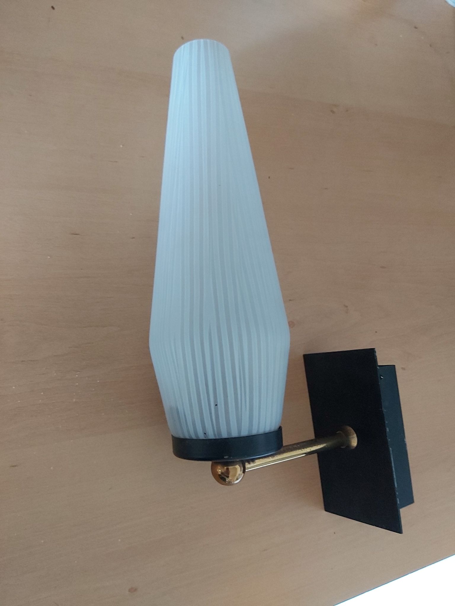Applique années 50 en métal laiton et verre