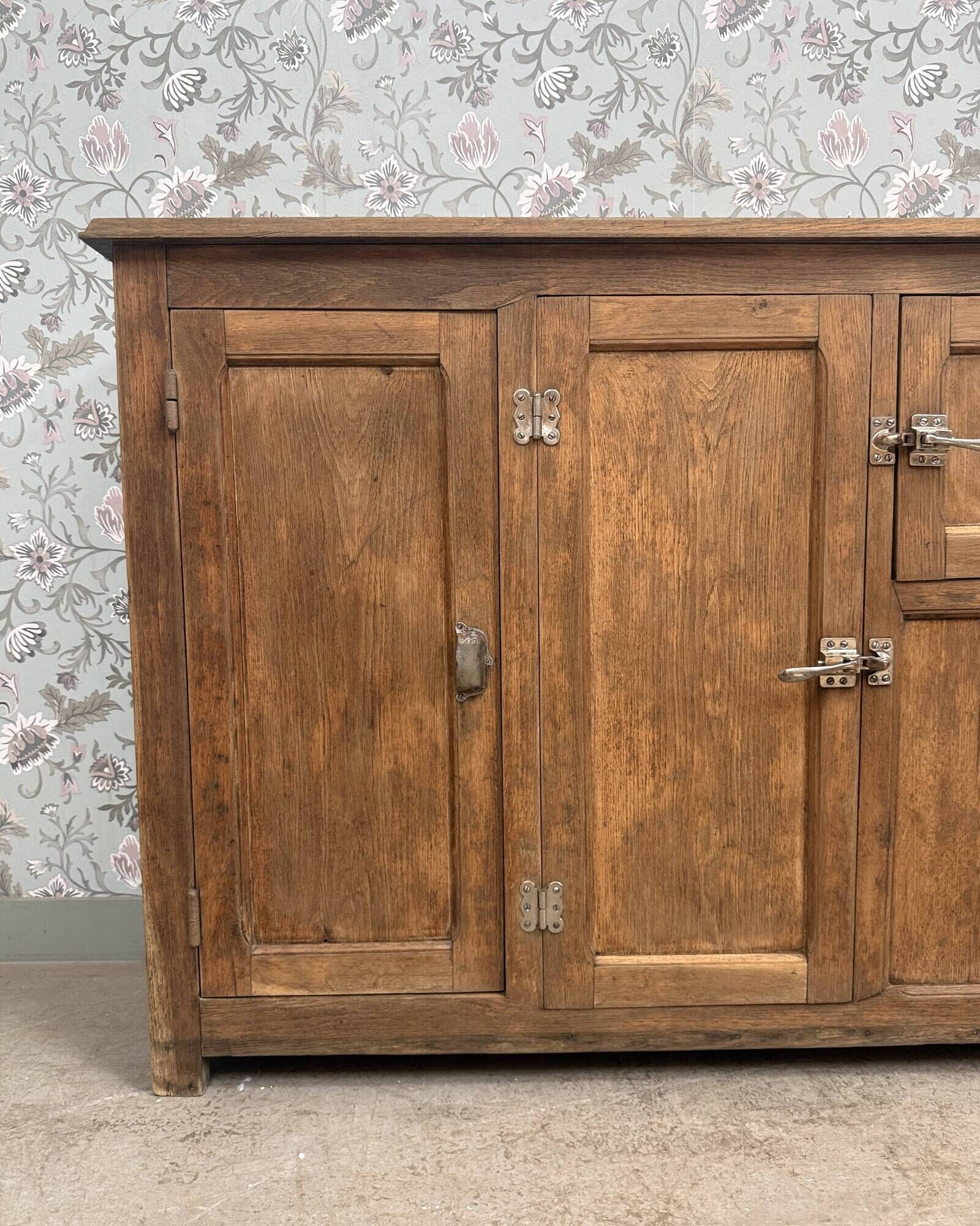 Old bar icebox in oak and zinc - sideboard (renovated)