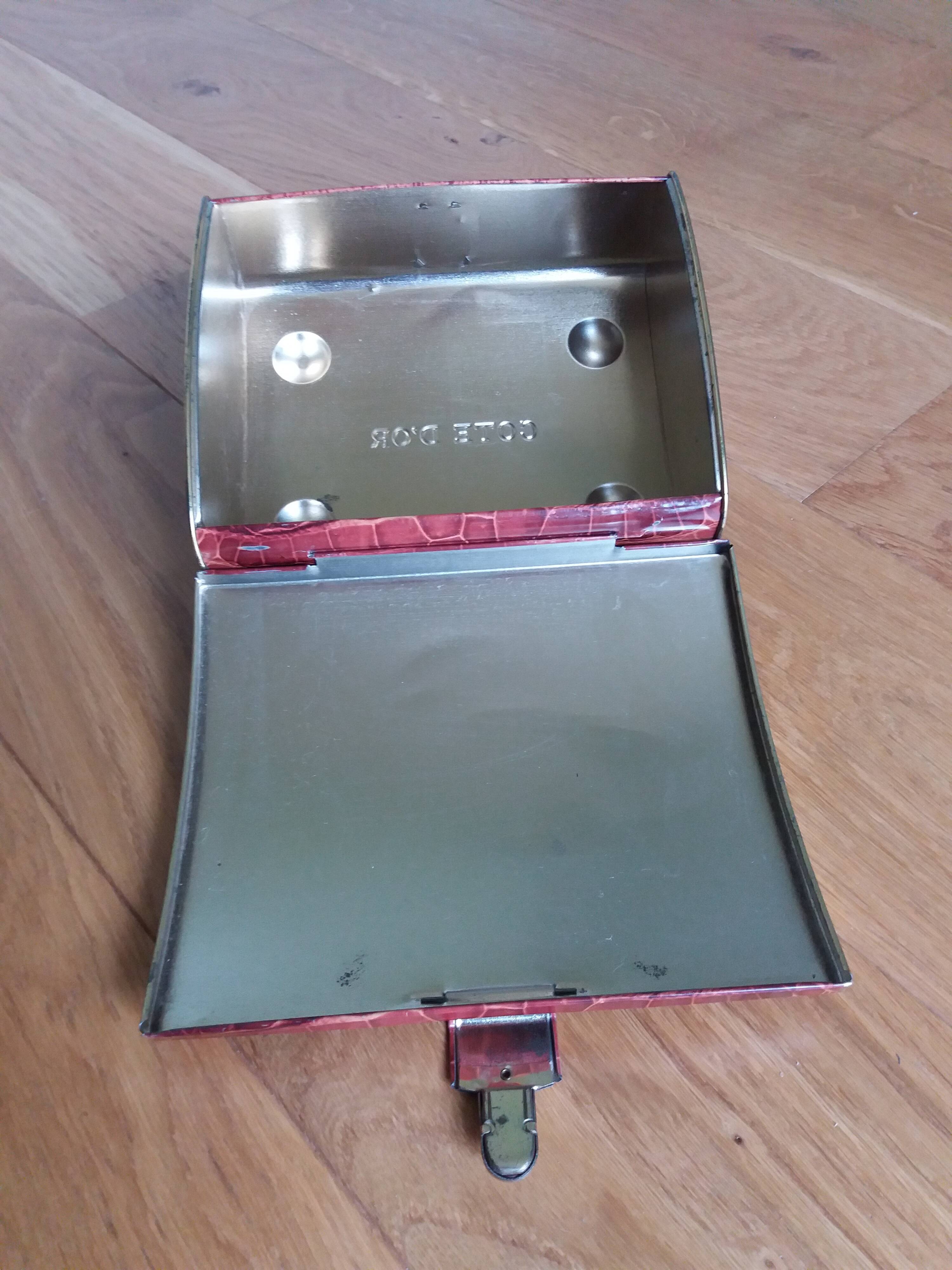 Cote d'Or crocodile skin effect metal advertising box