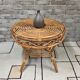 Vintage round side table in rattan – 1960s/70s