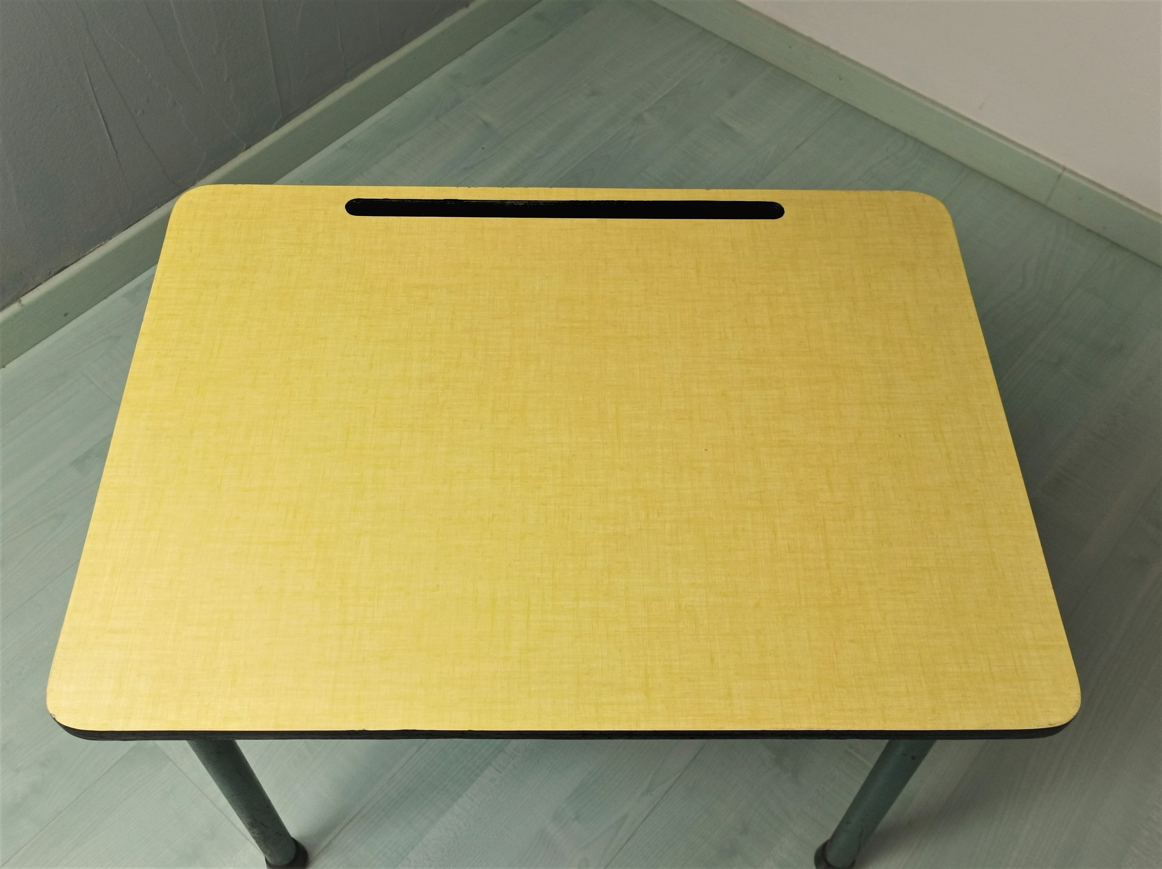 Formica School Office