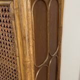 Shelf on wicker legs