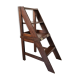 Library stepladder convertible into coffee table