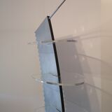 Shelf on foot with spot