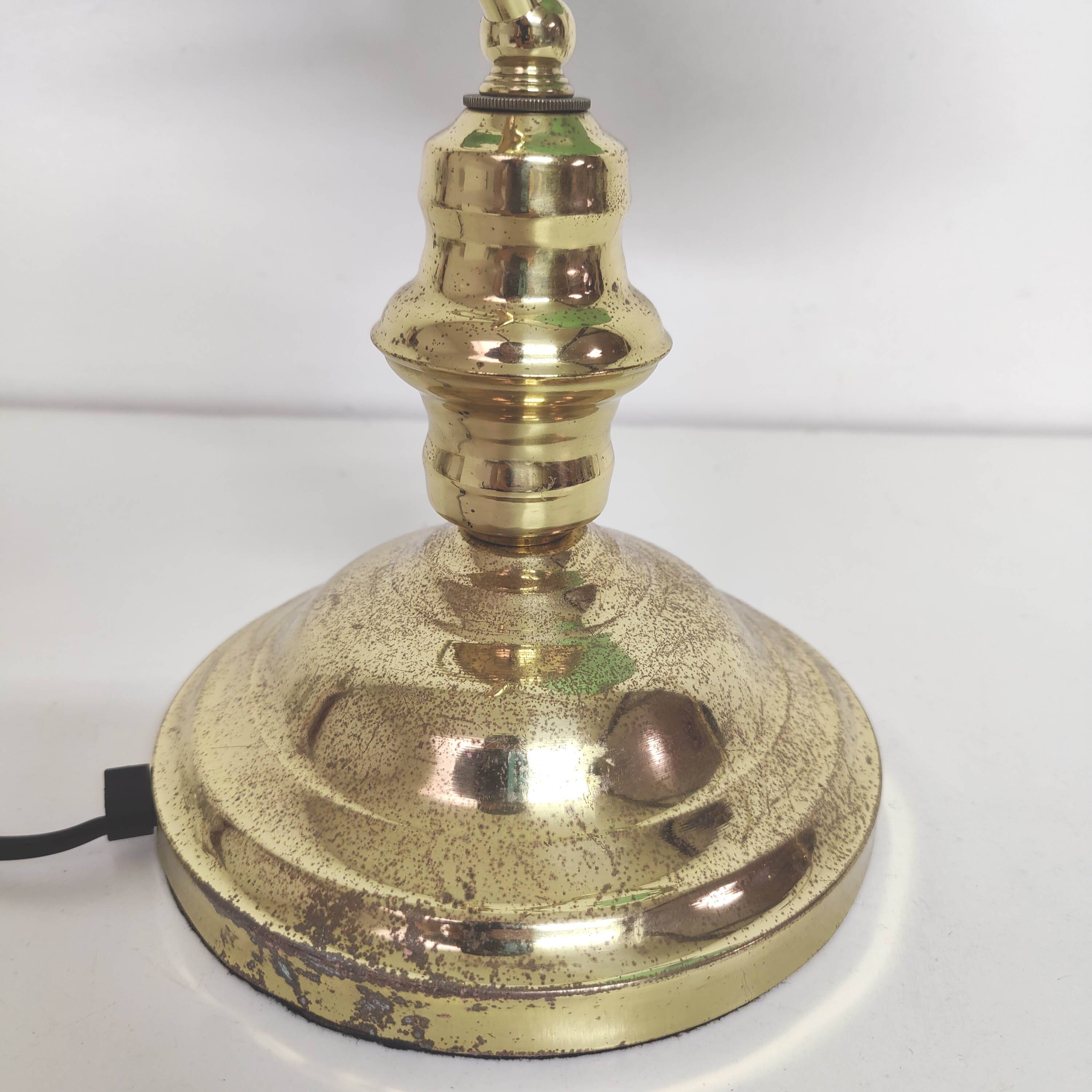 Banker lamp notary golden opaline green