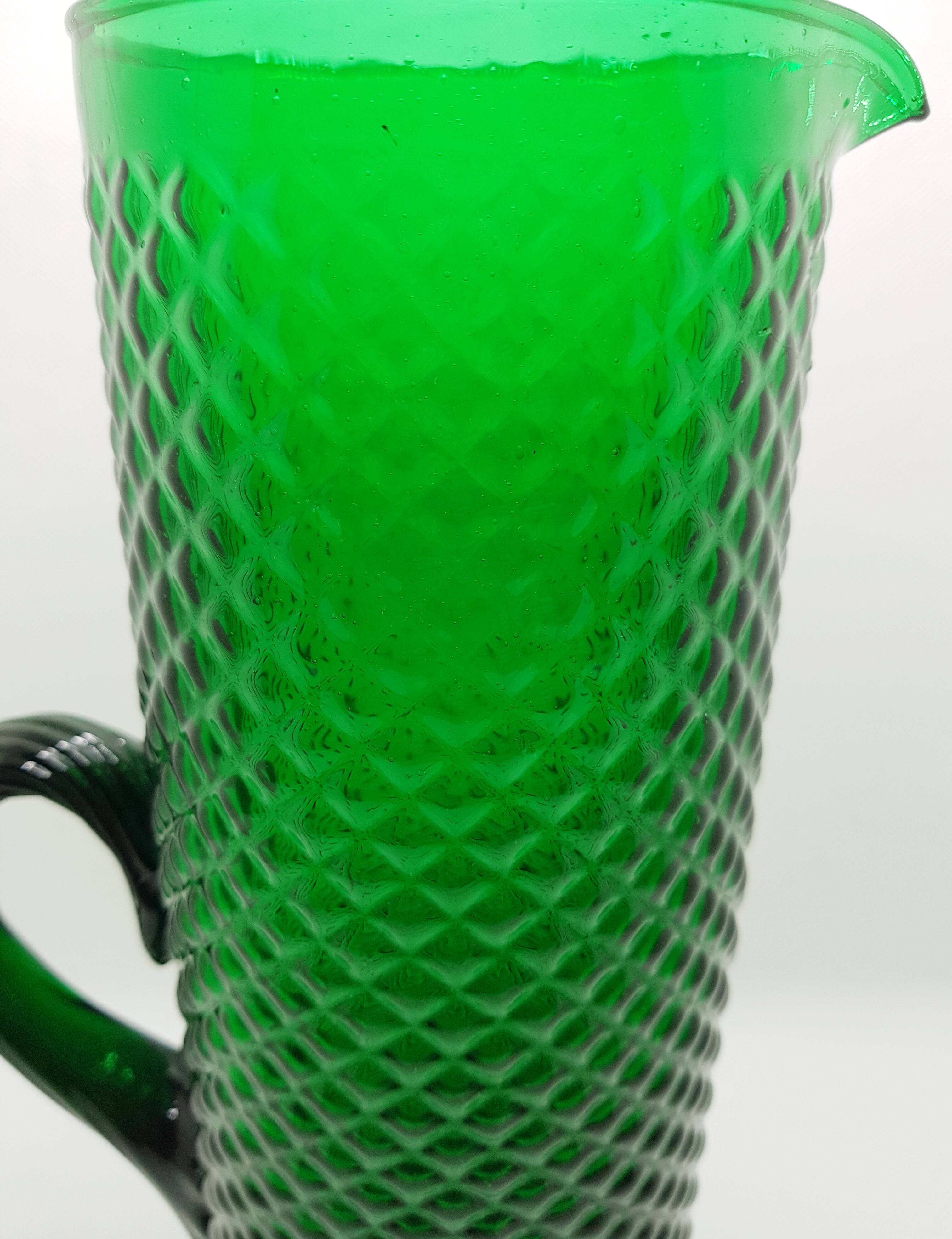 Pichet en diamant émeraude