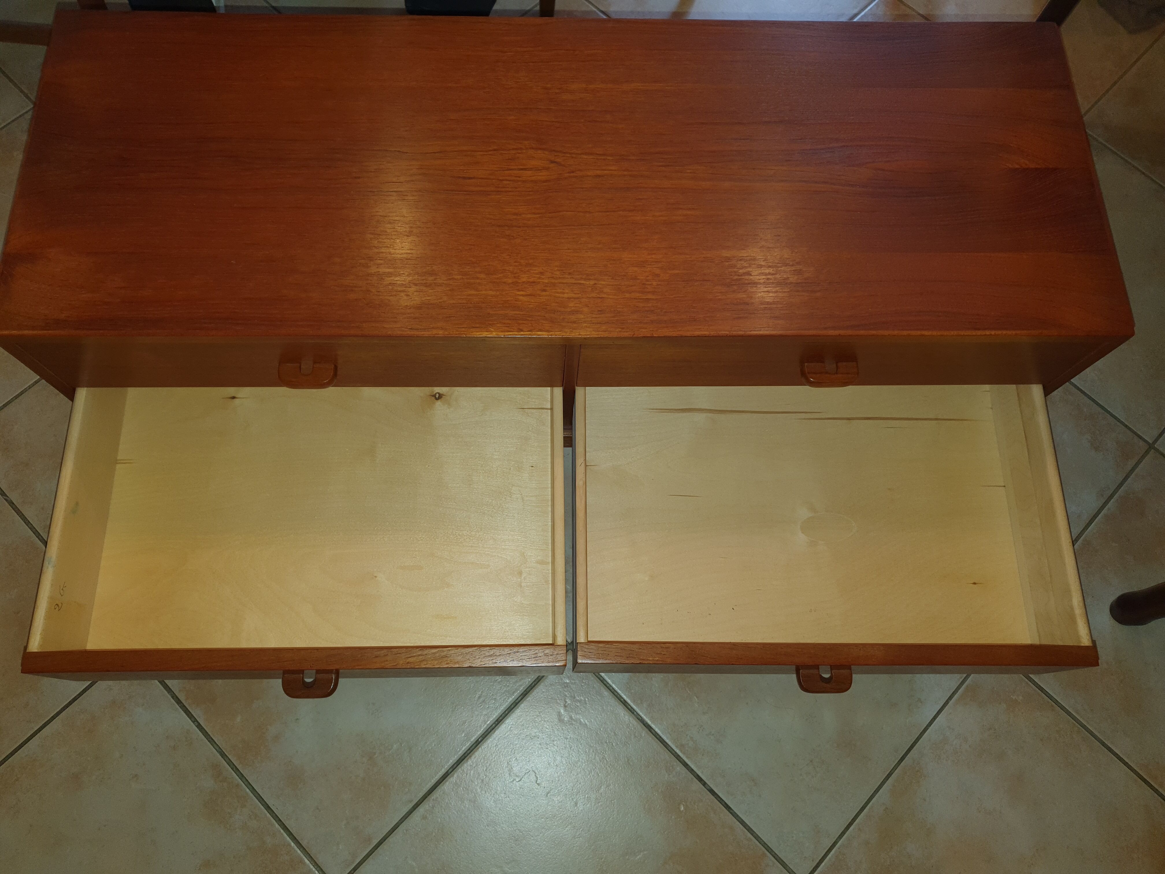 Danish bass dresser teck aksel kjersgaard odder