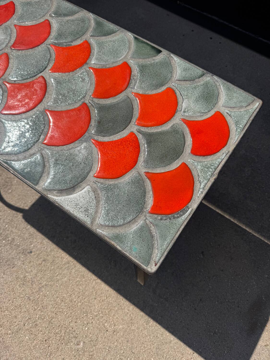 Ceramic coffee table with scales from the 1950s.