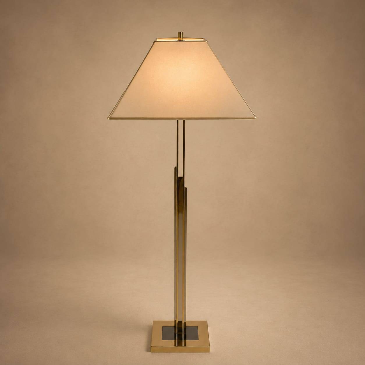 Large brass Hollywood Regency floor lamp, 1970s