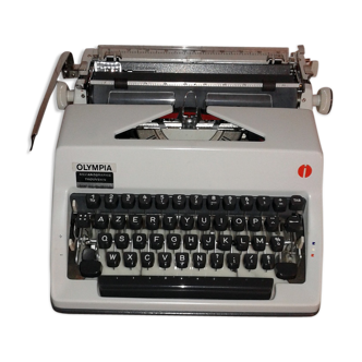 Machine à écrire Olympia