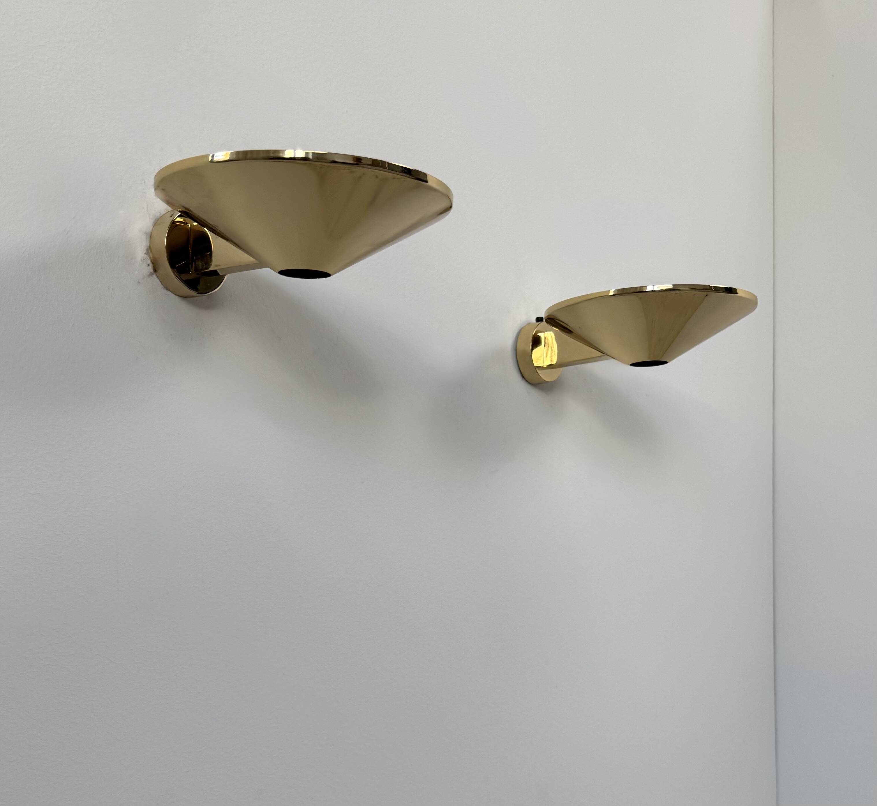 Paire d'appliques murales laiton massif, France, 1970