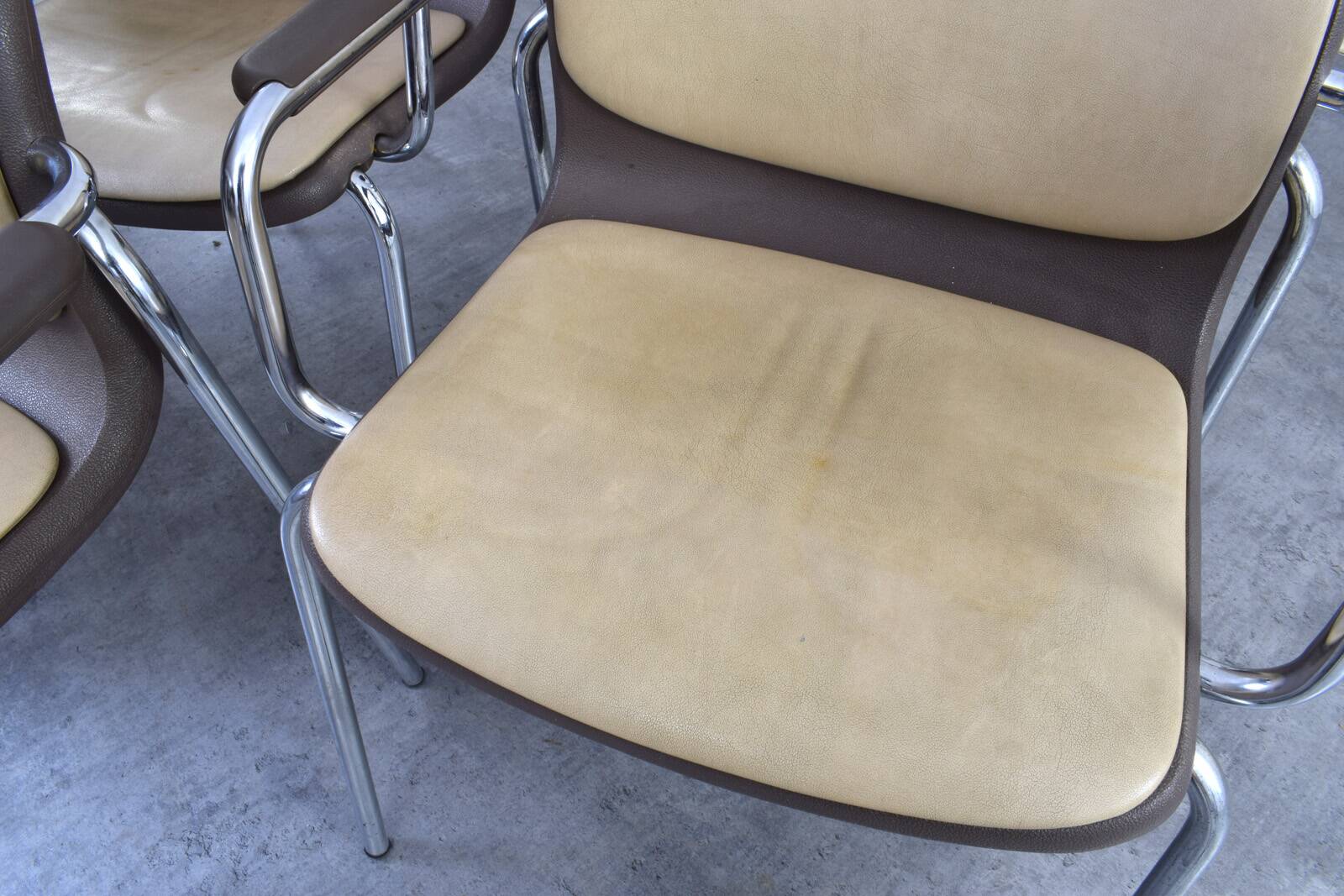 Vintage German Chairs from Wilkhahn, 1980s, Set of 8.