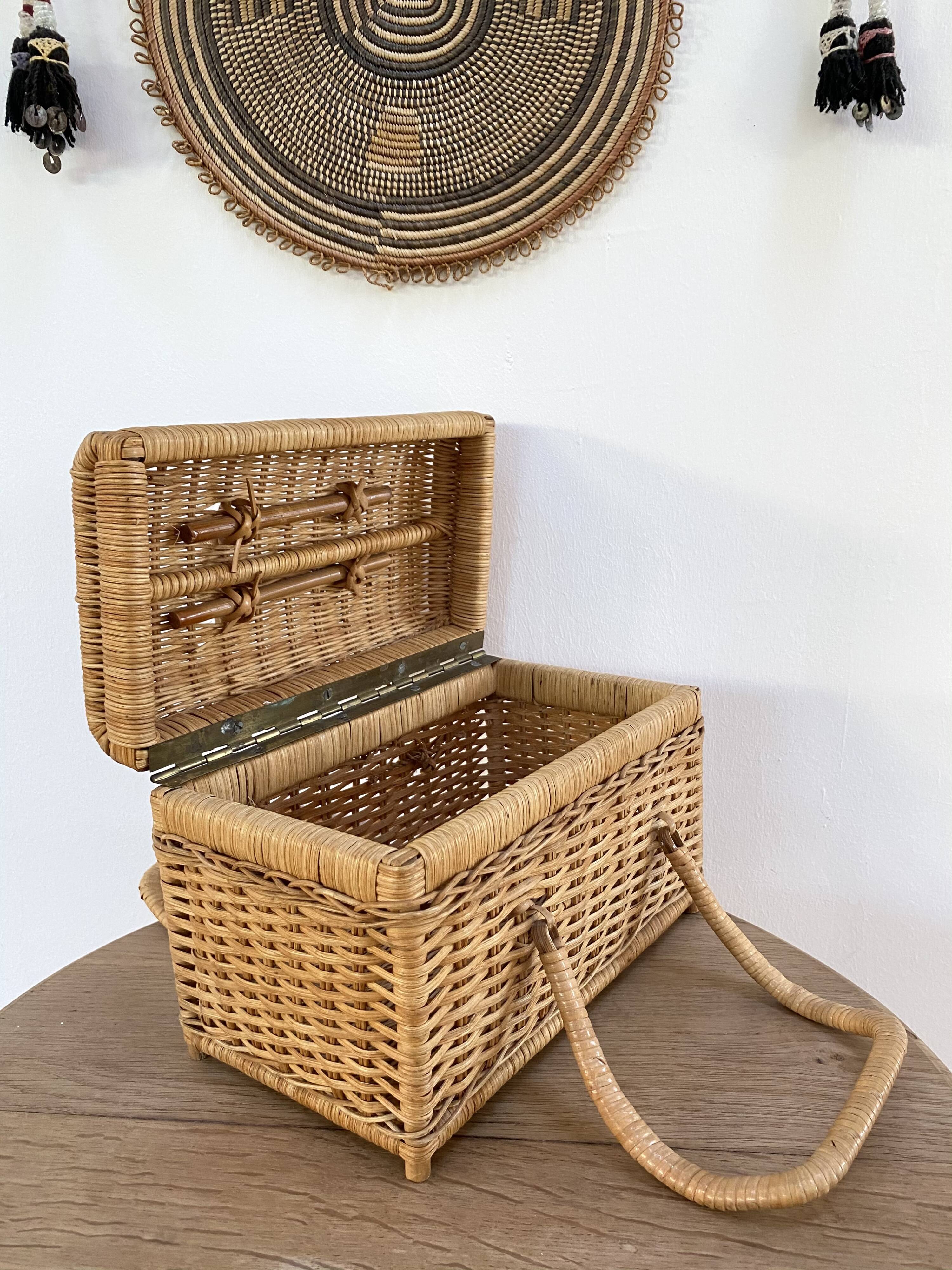 Wicker rattan basket suitcase from the 