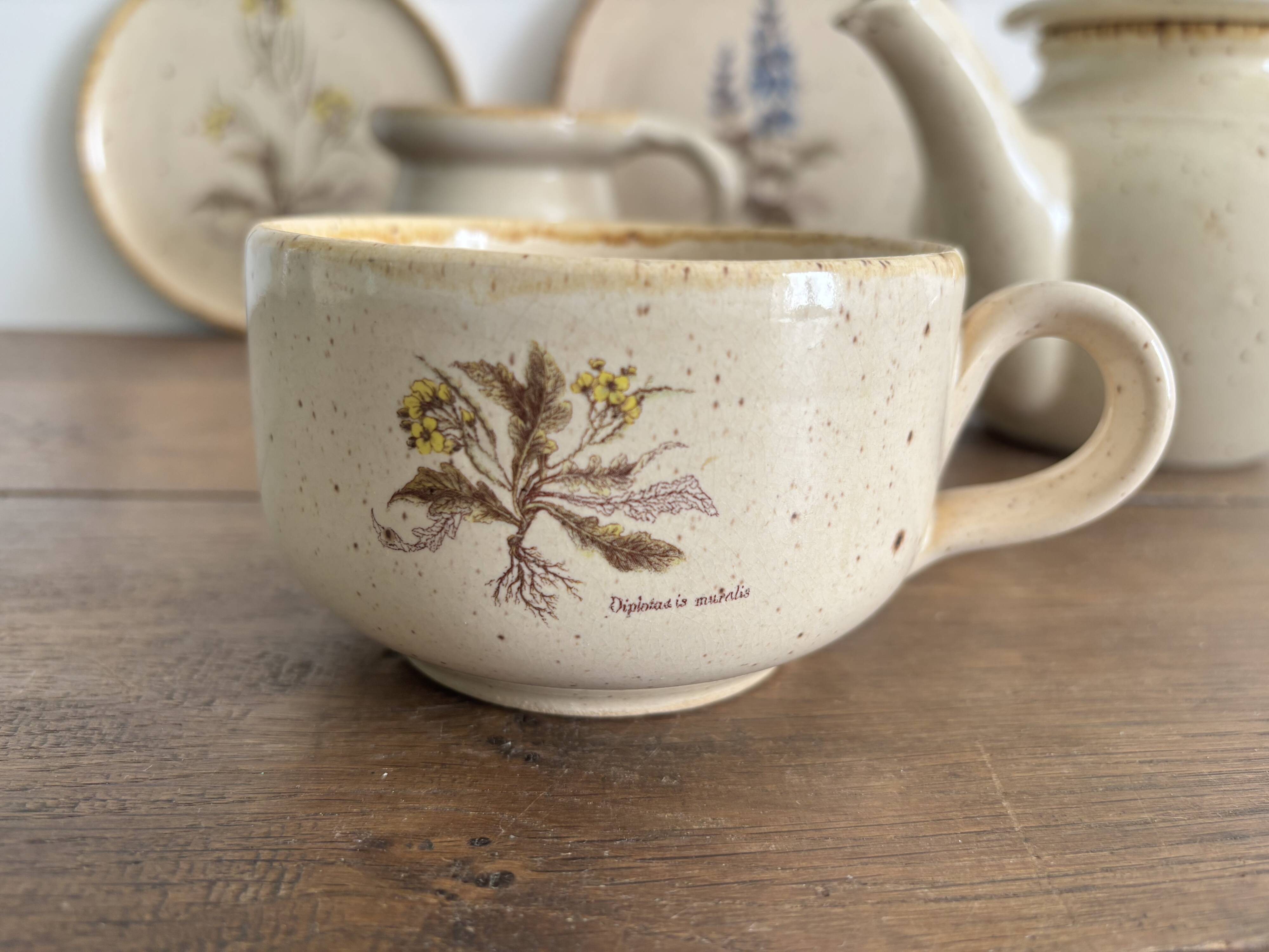 Vintage stoneware set – Botanical decoration / wildflowers – 1970s