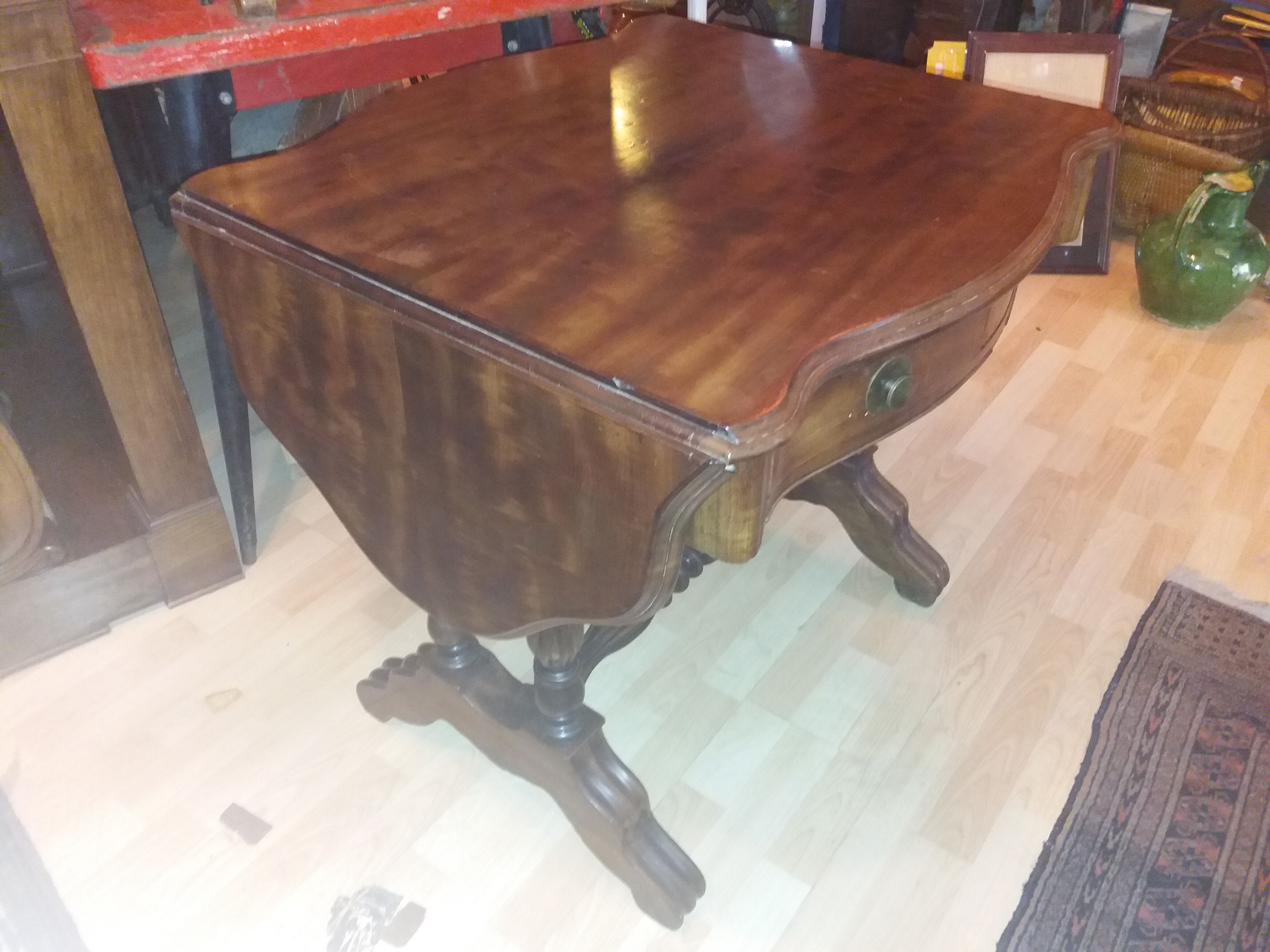 Philipparde drop-leaf side table in Cuban mahogany, circa 1850