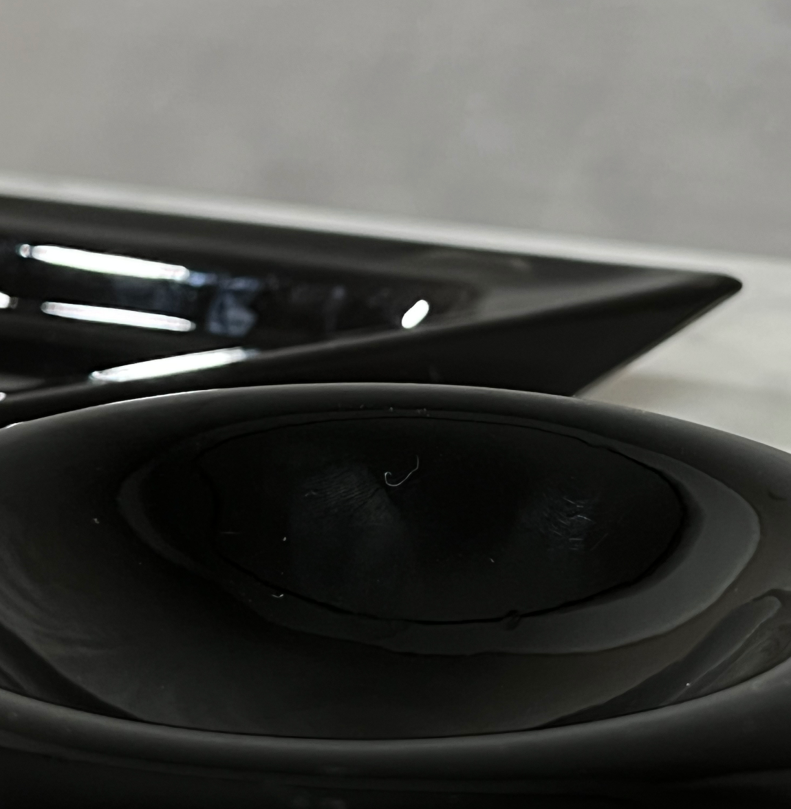 Ceramic ashtray of round shape of the 80s.