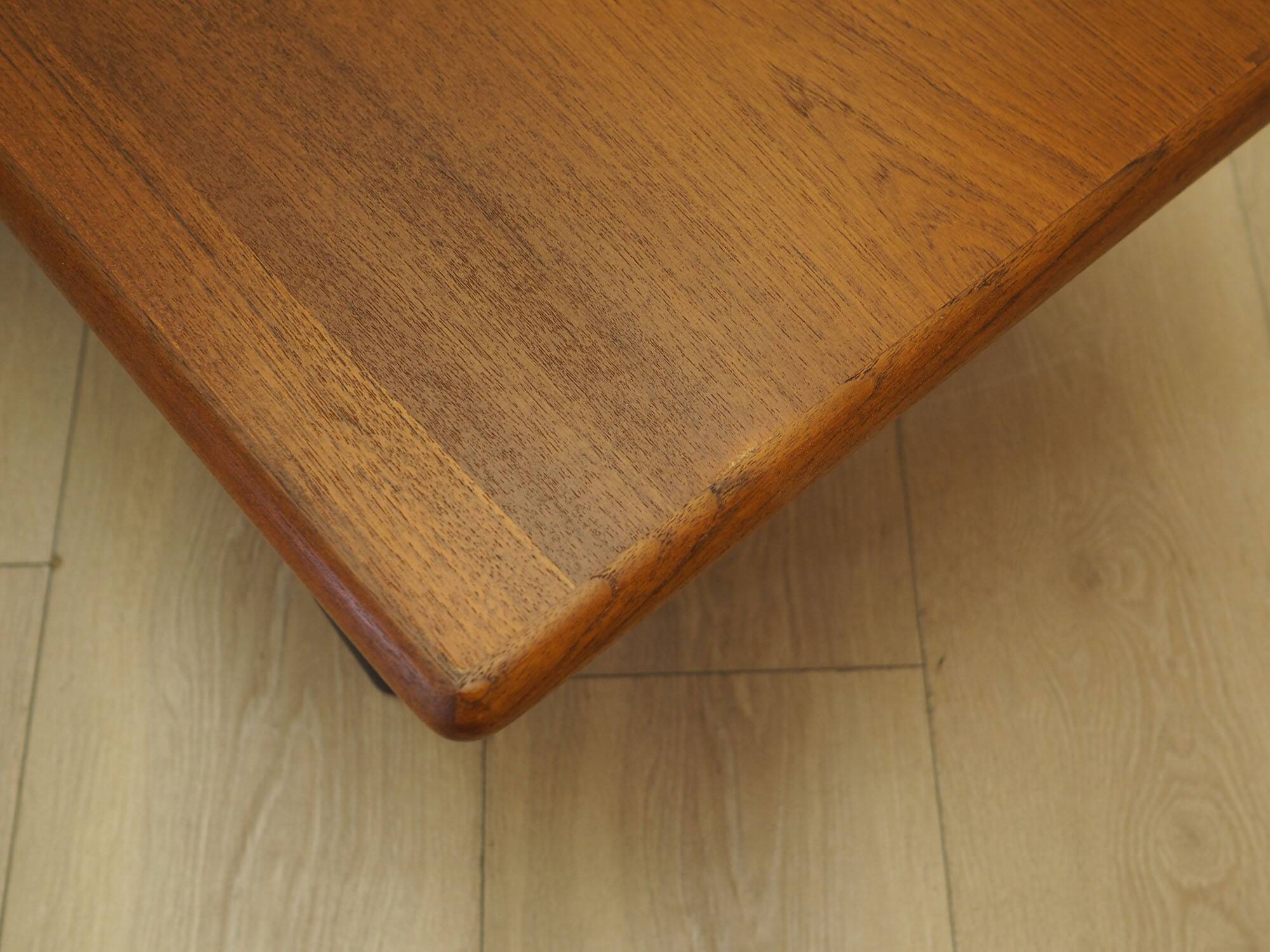 Meuble bas en teck, design danois, années 1970, fabriqué au Danemark