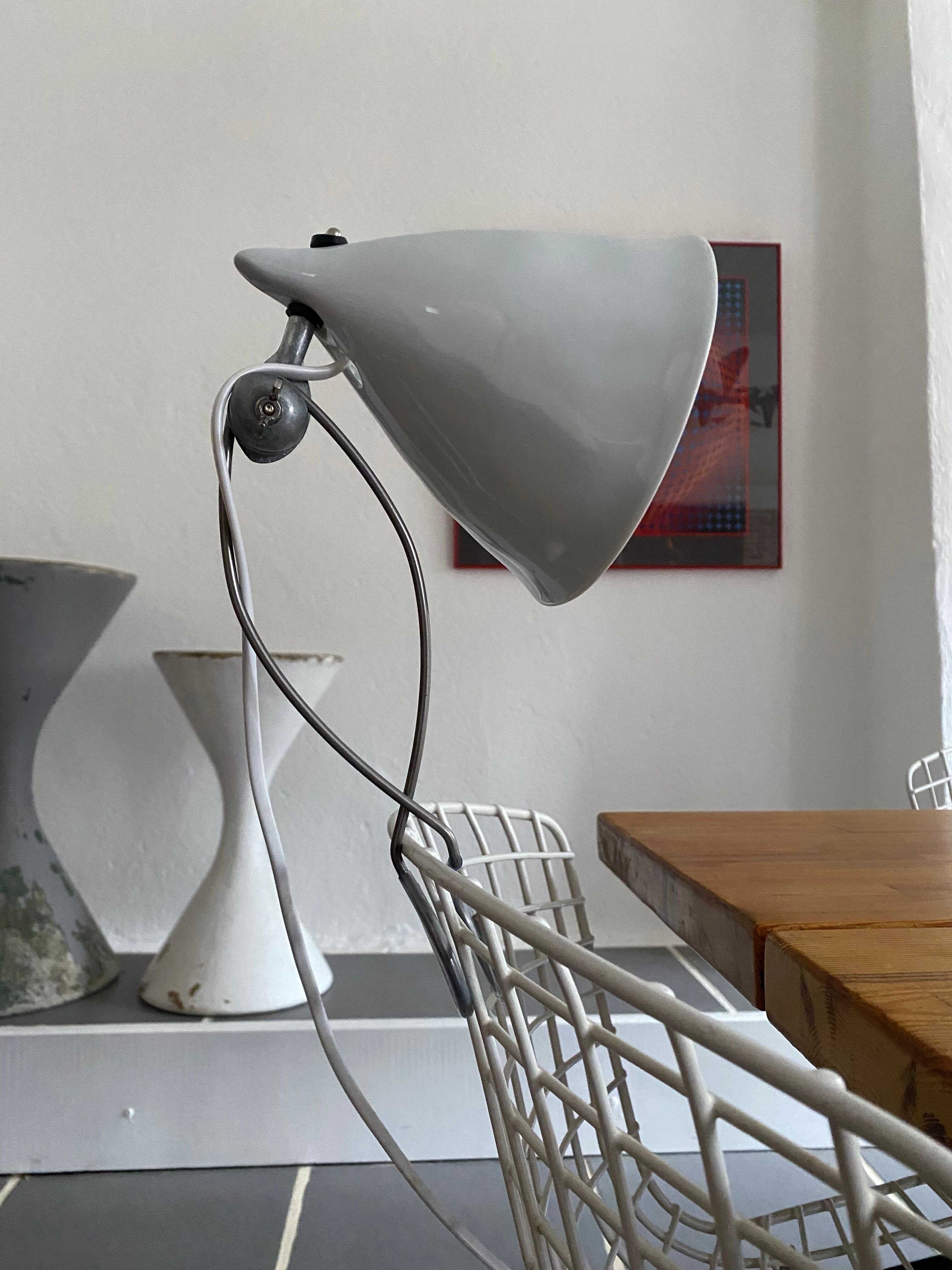 Tsé & Tsé porcelain lamp