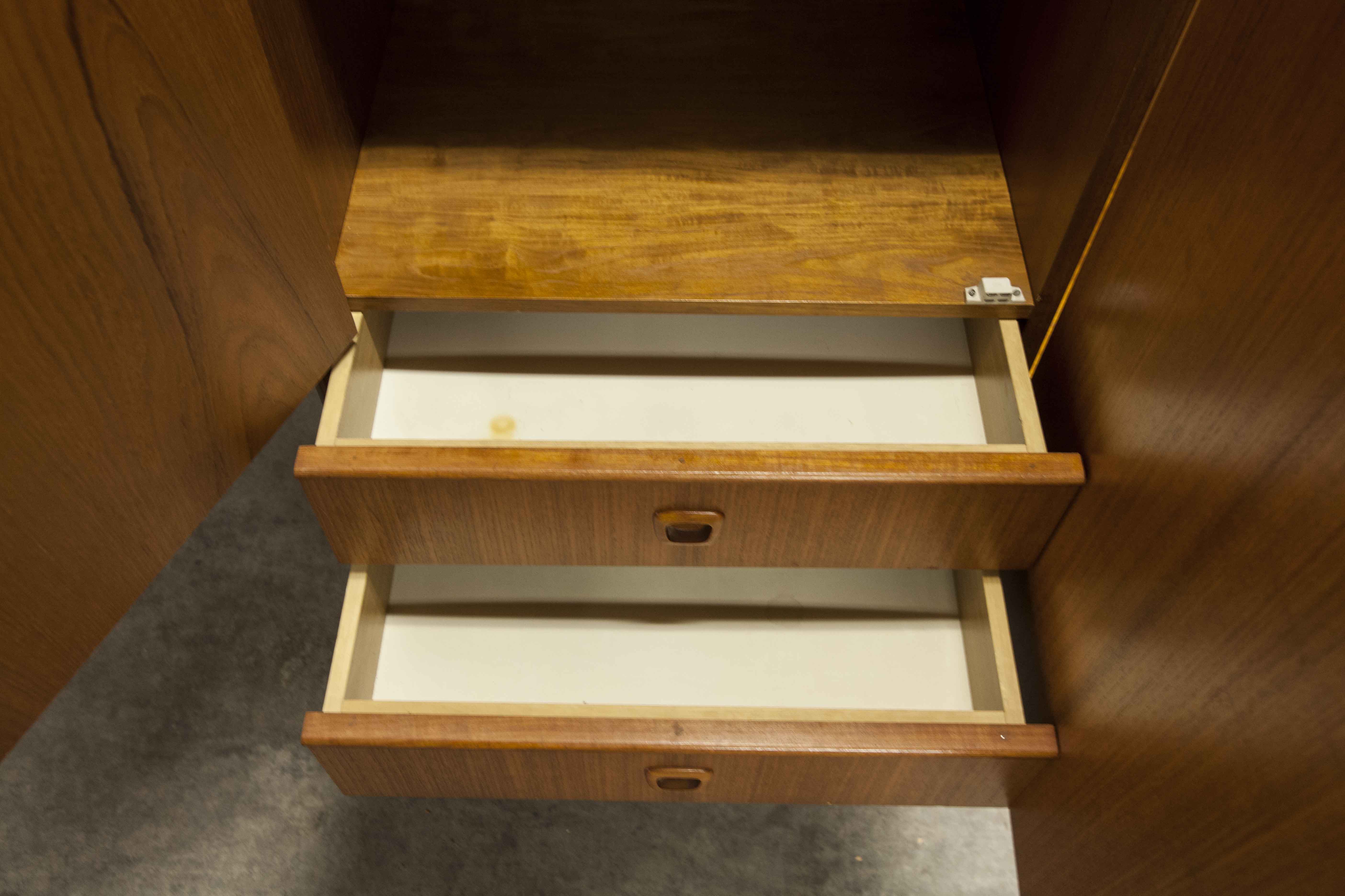 Armoire teck des années 60 Simat Meubles