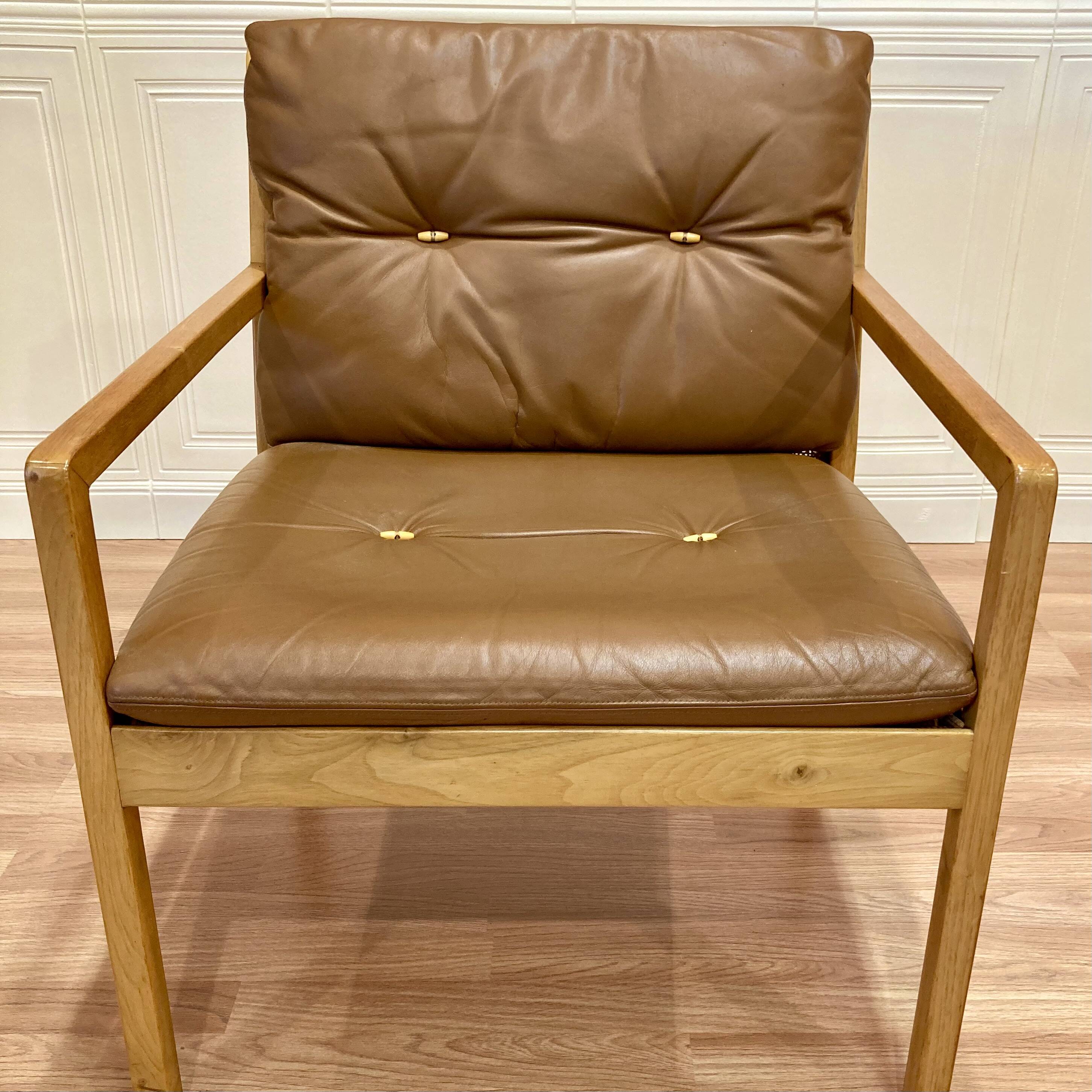 Scandinavian design leather armchair "Bernt Petersen" 1960.