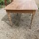 Aero-gummed solid table