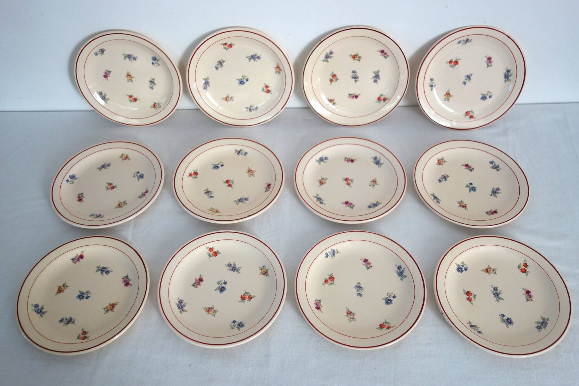 Salins Vintage Dessert Set for 12 People