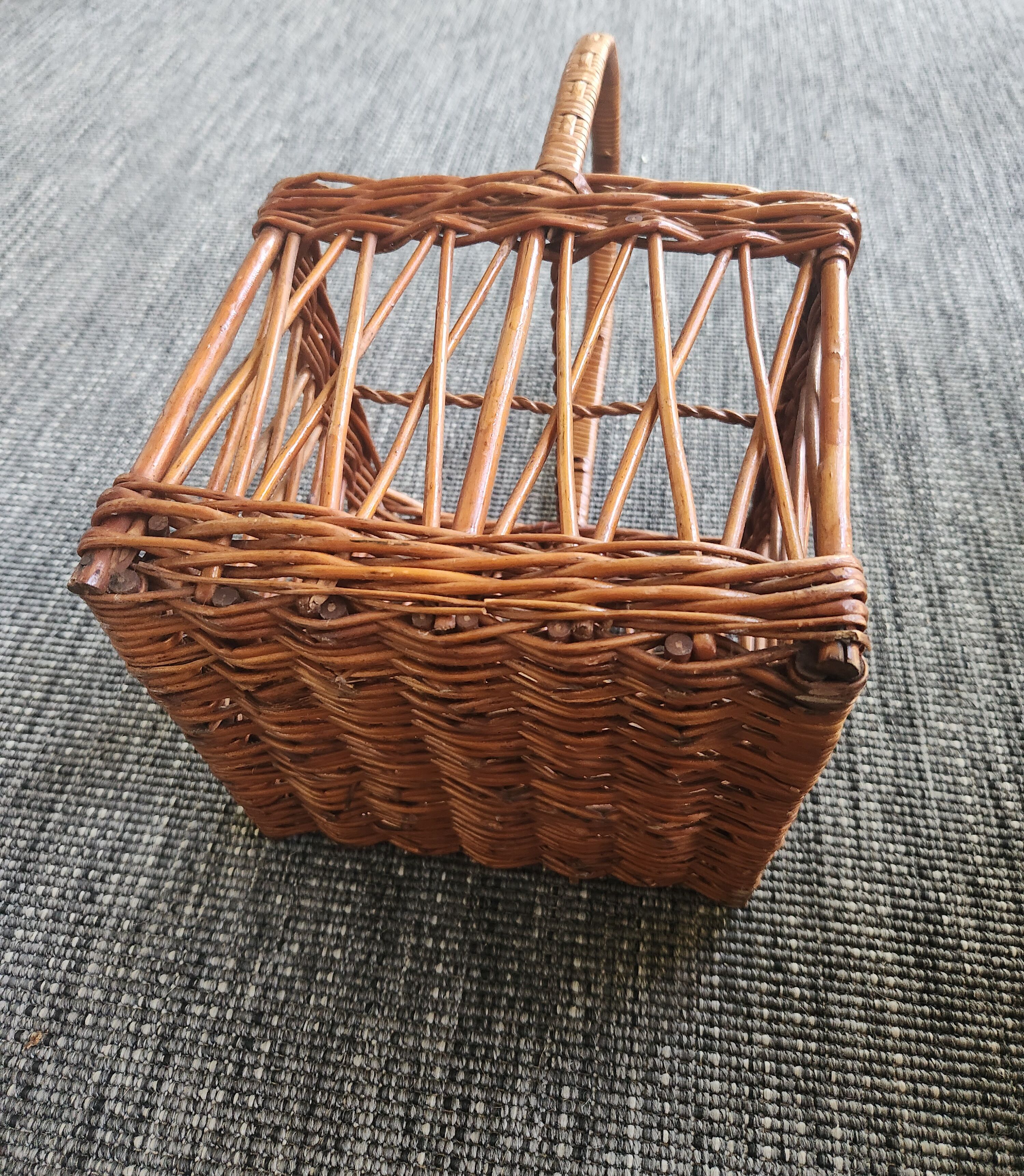 Vintage wicker bottle holder
