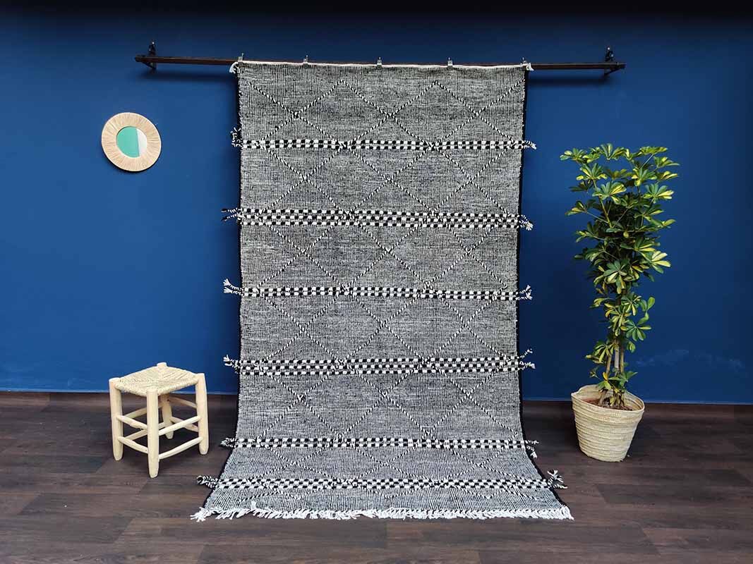 Berber carpet black zanafi 150x250 cm