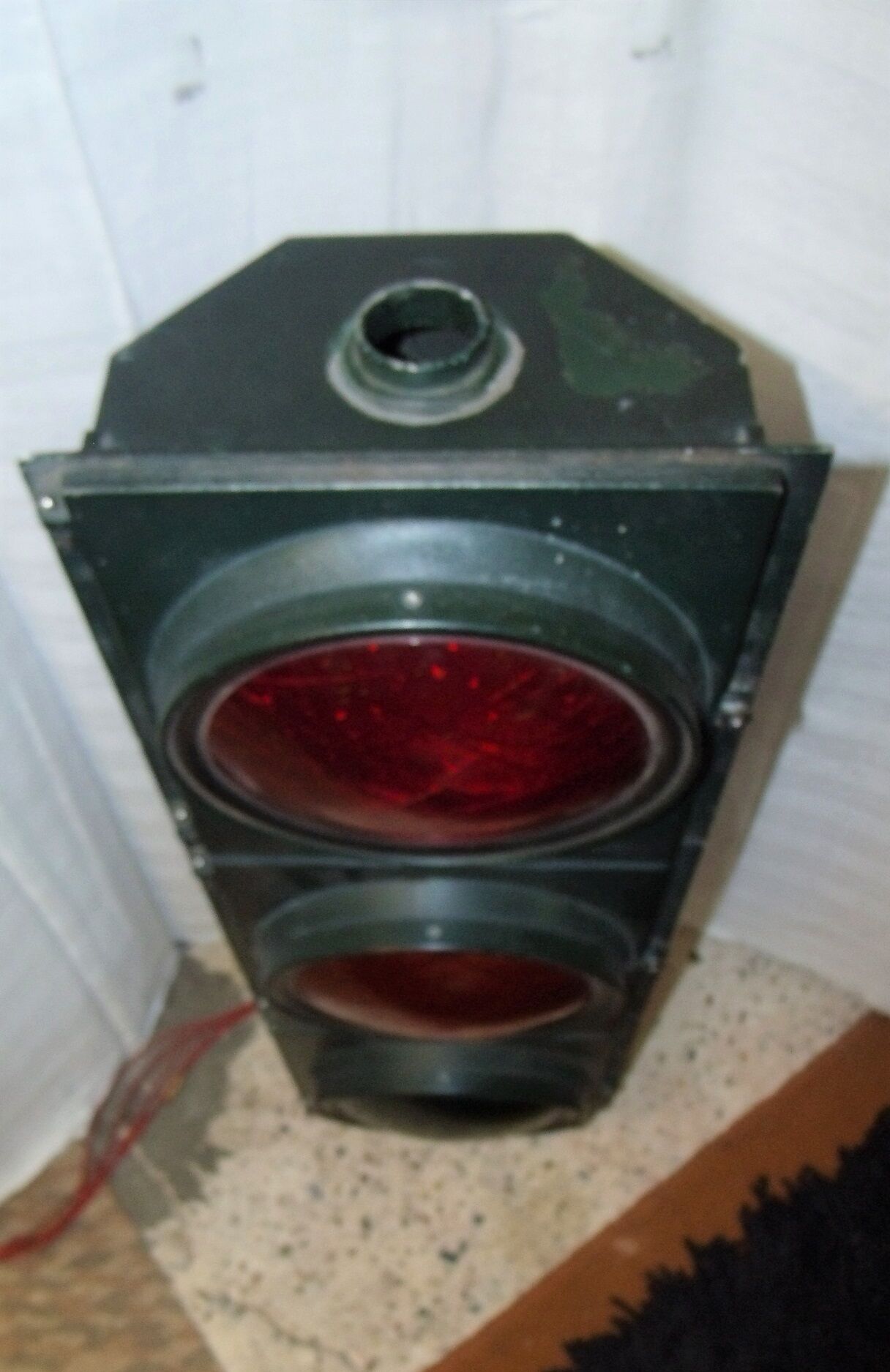 Traffic light traffic that works industrial deco