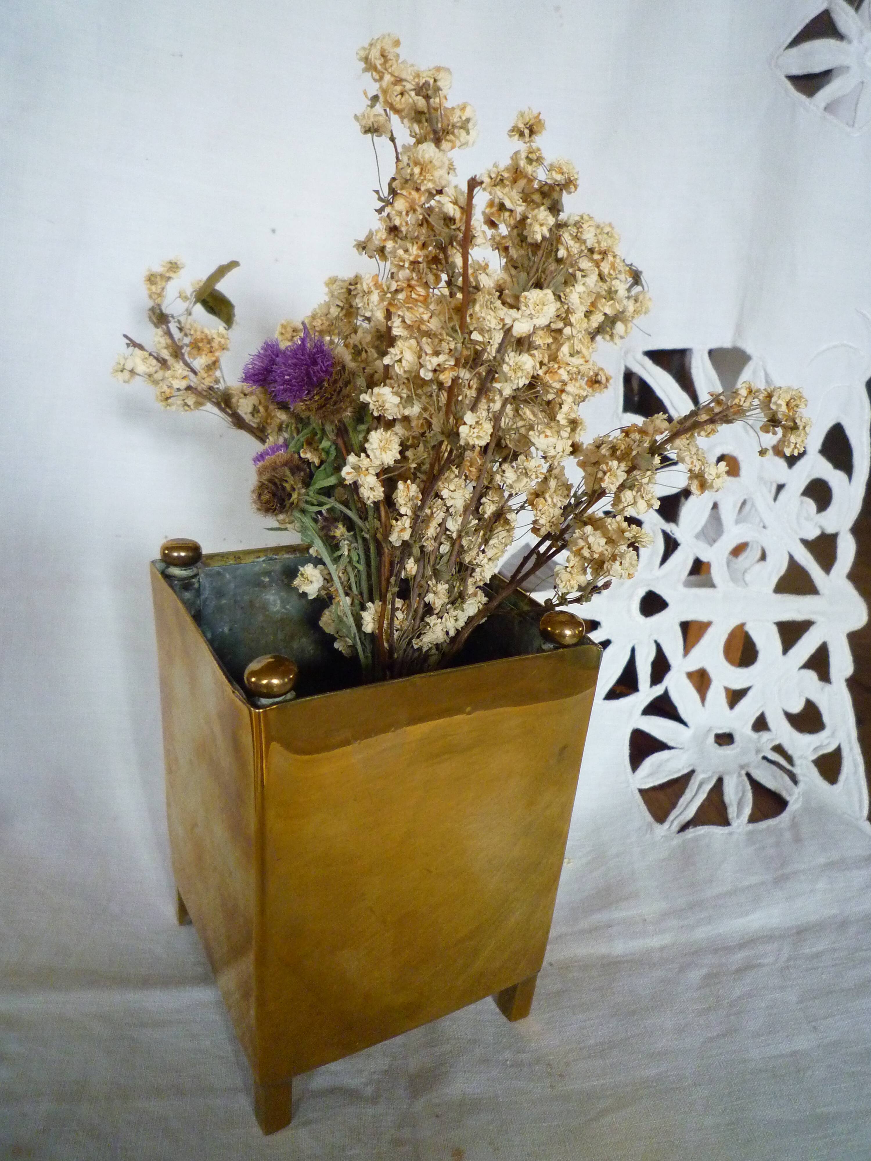 Small Valmazan Brass Planter