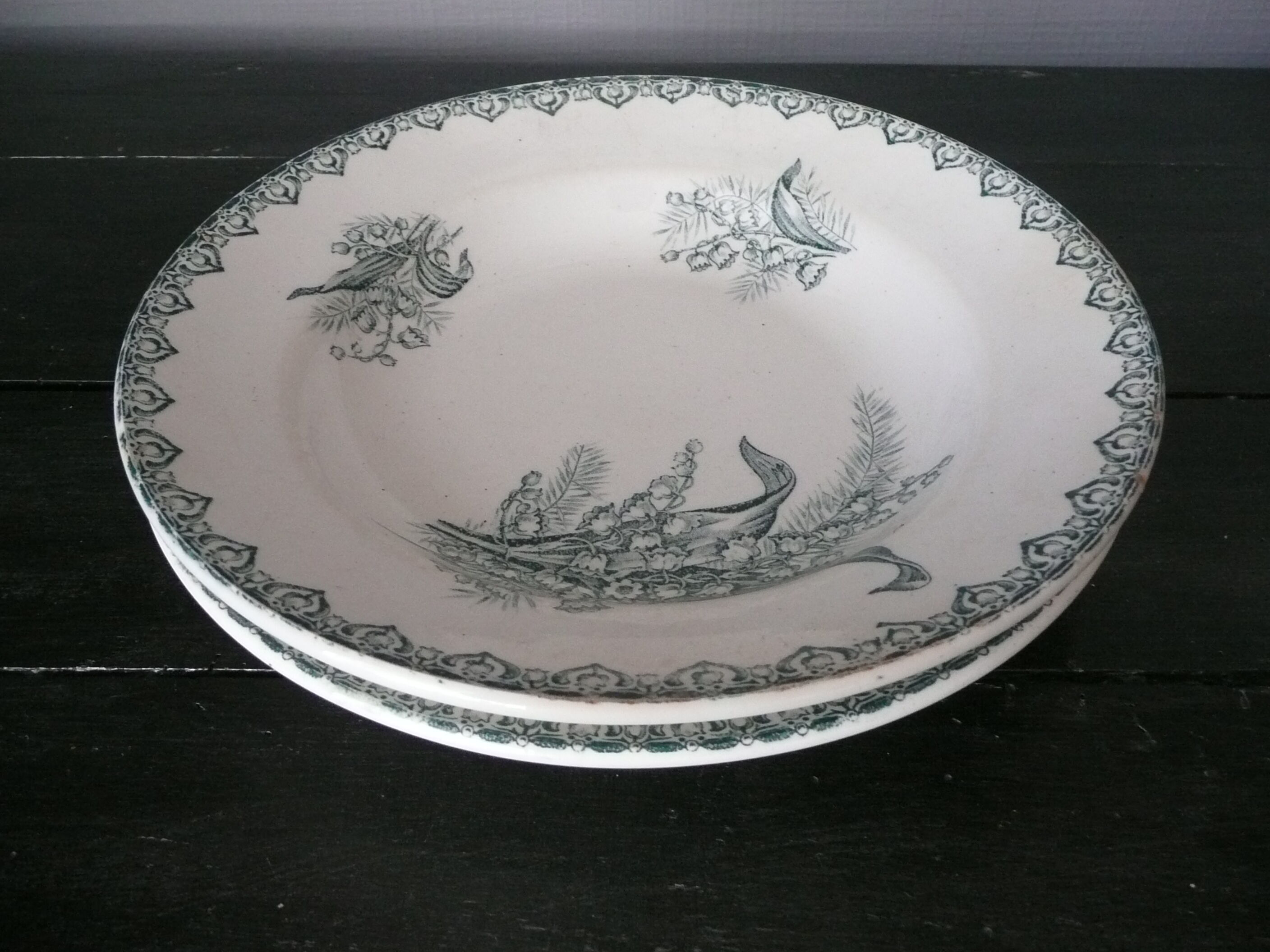 Suite de 2 assiettes anciennes