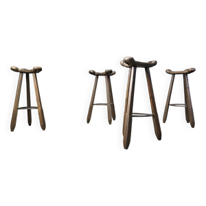 tabourets de bar brutalistes