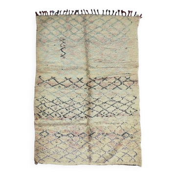 Vintage Berber Rug - 230 x 154 cm