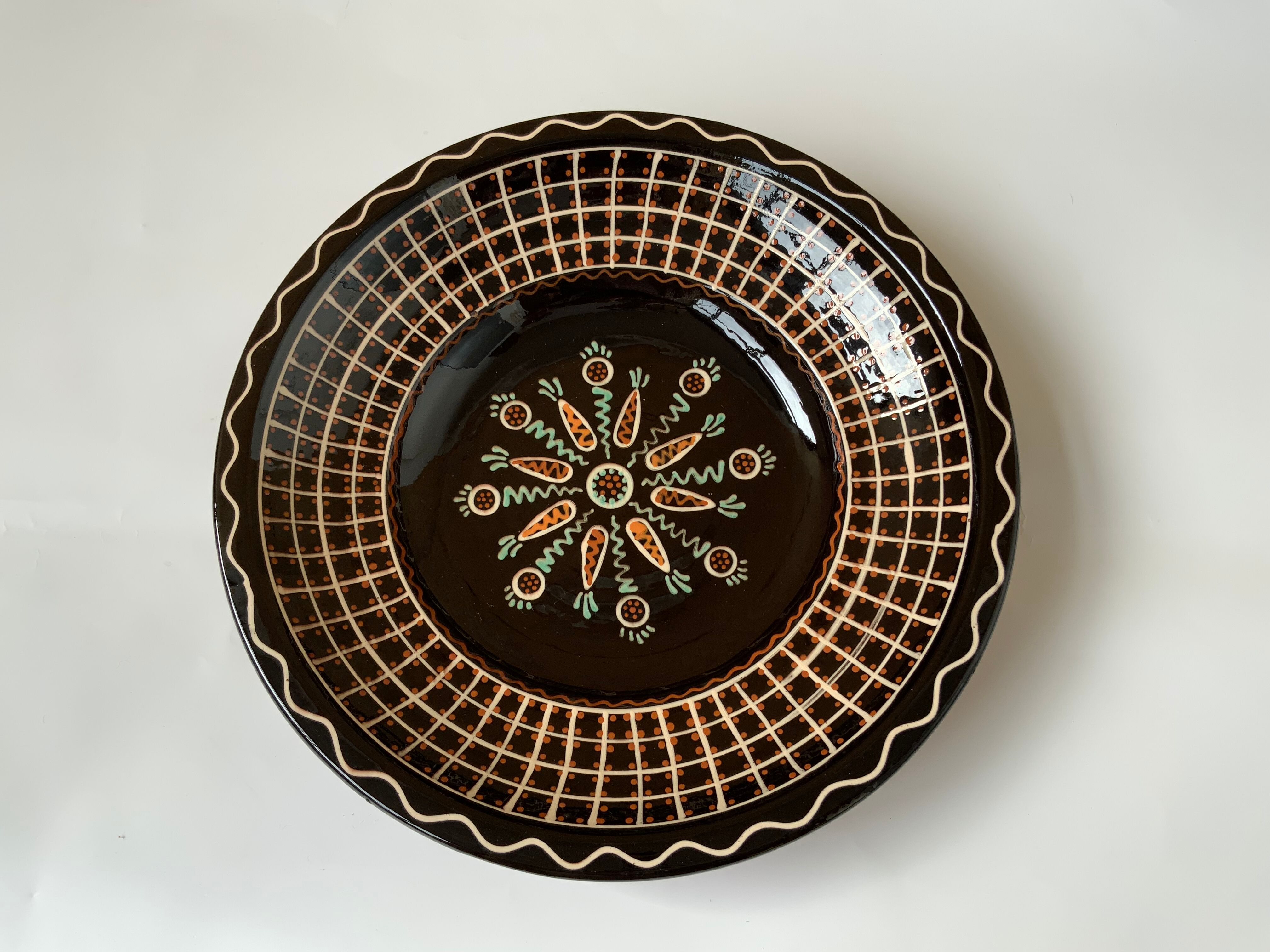 Plat en céramique