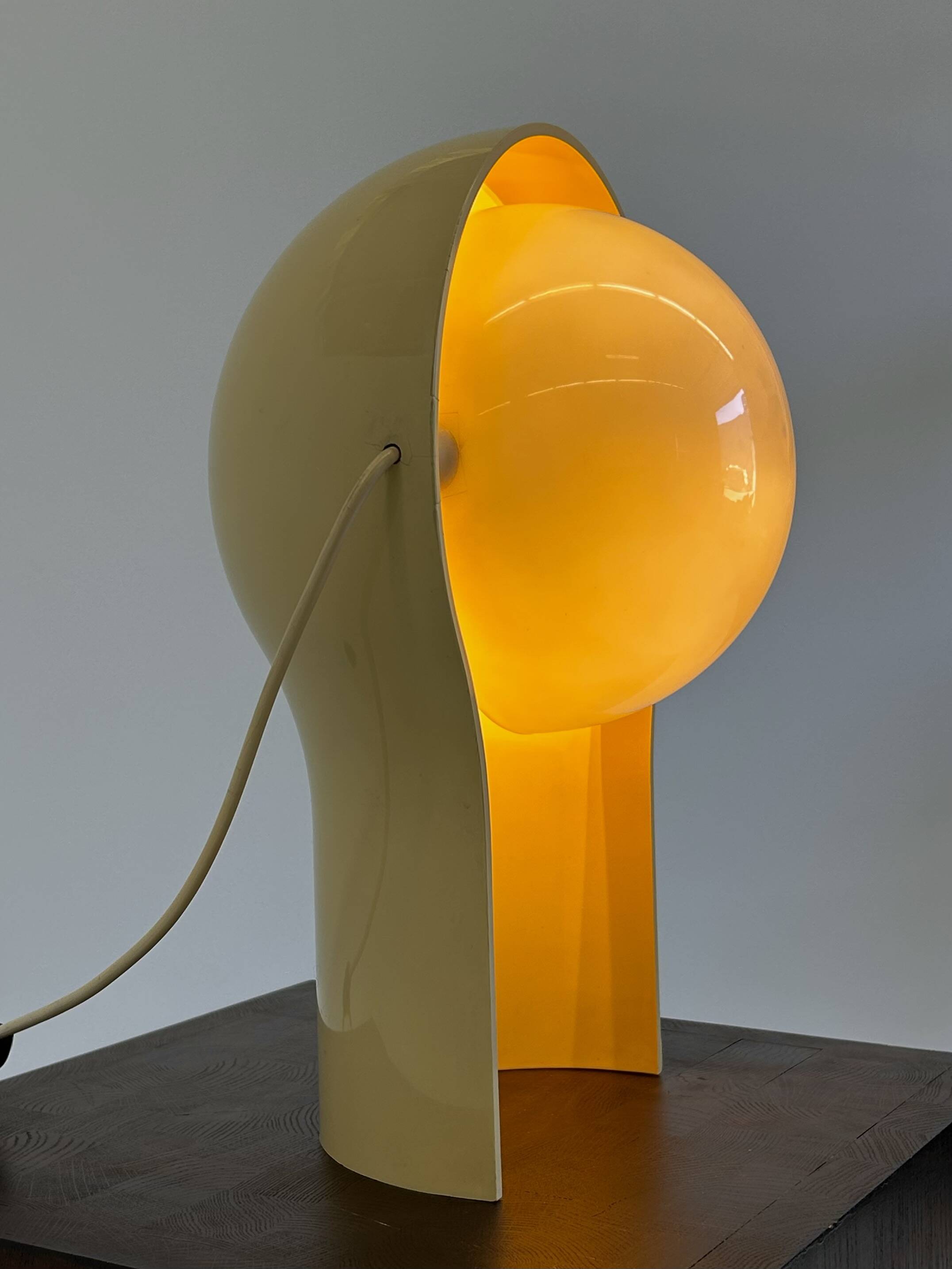 Lampe de table Telegono par Vico Magistretti pour Artemide