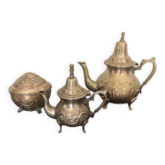 Oriental tea set